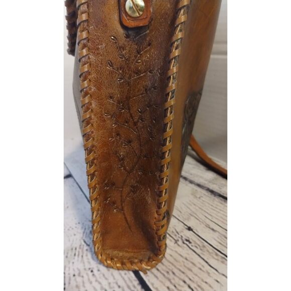 Vintage BOHO Handcrafted Stitched Tooled Leather Saddlebag Purse Floral Design - Picture 6 of 10